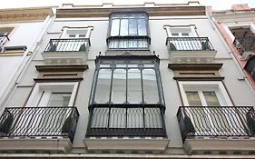 Las Atarazanas - Design Hostal